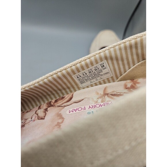 Sketchers Canvas 8.5 Beige Slip-on Relaxed Fit Memory Foam Bikers Pedestrian - Picture 11 of 11